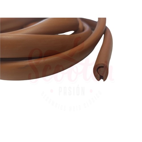 Bordón escudo en goma marrón Vespa, adaptable a todos los modelos salvo Vespa COSA