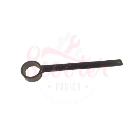 Llave retén tuerca buje rueda trasera Vespa 125/150/160 modelos españoles años 60 y 70