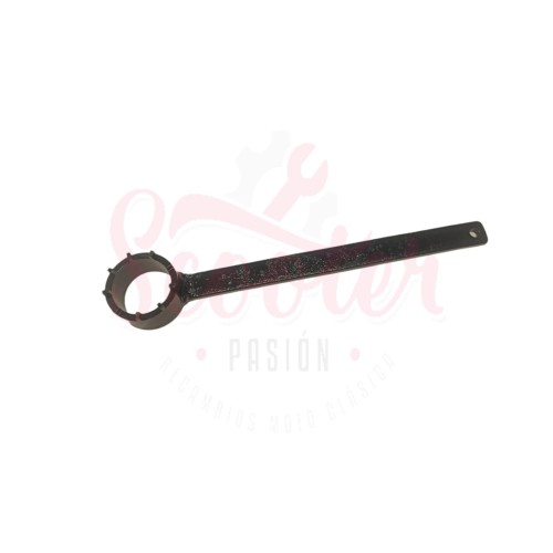 Llave retén tuerca buje rueda trasera Vespa 125/150/160 modelos españoles años 60 y 70