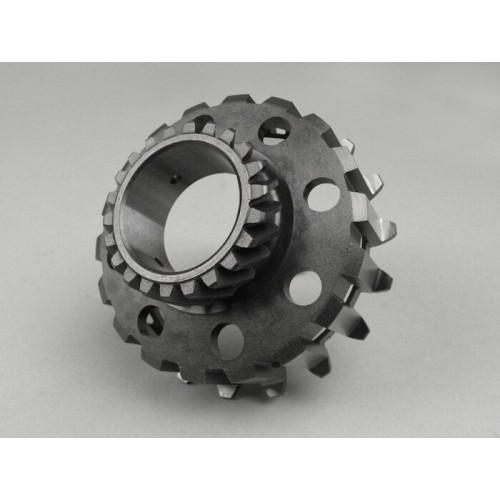 Piñón Campana Interior Embrague F.A Italia Cosa 2 22 Dientes Helicoidales Para Corona 67/68 Dientes Vespa PX Disco 125/150