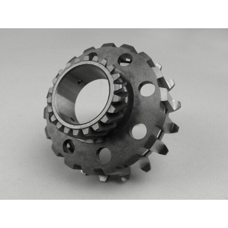 Piñón Campana Interior Embrague F.A Italia Cosa 2 22 Dientes Helicoidales Para Corona 67/68 Dientes Vespa PX Disco 125/150