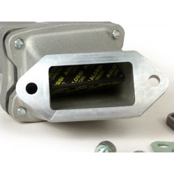 Colector Admisión Malossi Láminas para Cilindro Malossi MHR 136cc y Carburador Dell'orto VHST 28 Vespa Super, SL, Primavera